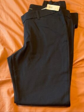 Old Navy Mid-Rise Pixie Pants Full length